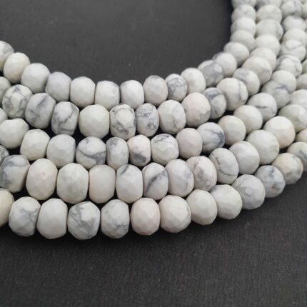 Natural Howlite Gemstone Faceted Round Shape Beads - 35 CT 7-9 MM 13 Inch