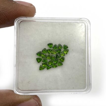 Natural Chrome Diopside Trillion Cut Loose Gemstone 25 Pcs 2.5 MM 1.63 CT