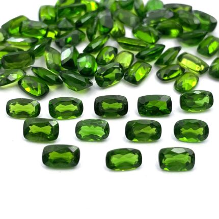 Natural Chrome Diopside Cushion Cut Loose Stone 64 Pcs 3*5 MM 17.75 CT