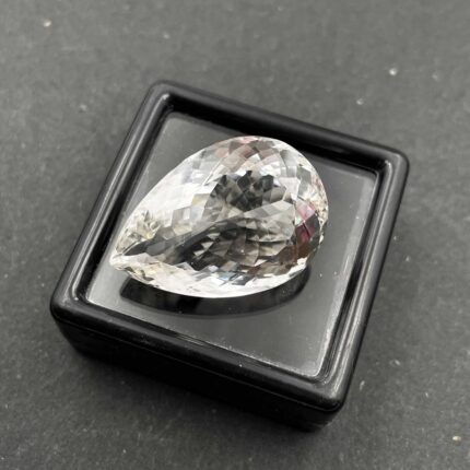 Natural Pear Cut Crystal Quartz Flawless Loose Gemstone 20*30 MM 46 CT