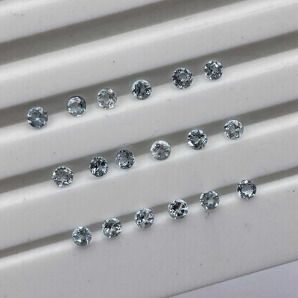 Natural Sky Blue Topaz Round Cut Loose Gemstone Lot 241 Pcs 2.5 MM 18.80 CT