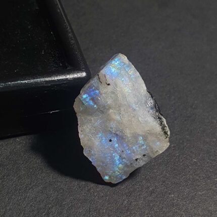 Natural Rainbow Moonstone Raw Loose Gemstone Fire Rough 1 Pcs 15*20*23 MM 37 CT