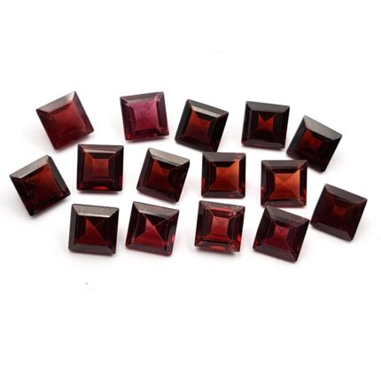 Natural Red Garnet Square Loose Cut Gemstone Lot 32 Pcs 6 MM 40 CT